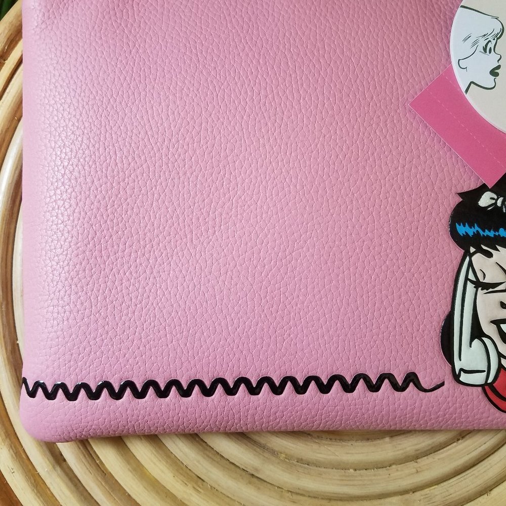 Archie Large zip Comics Pink Pouch Kate Spade - Picture 4 of 11